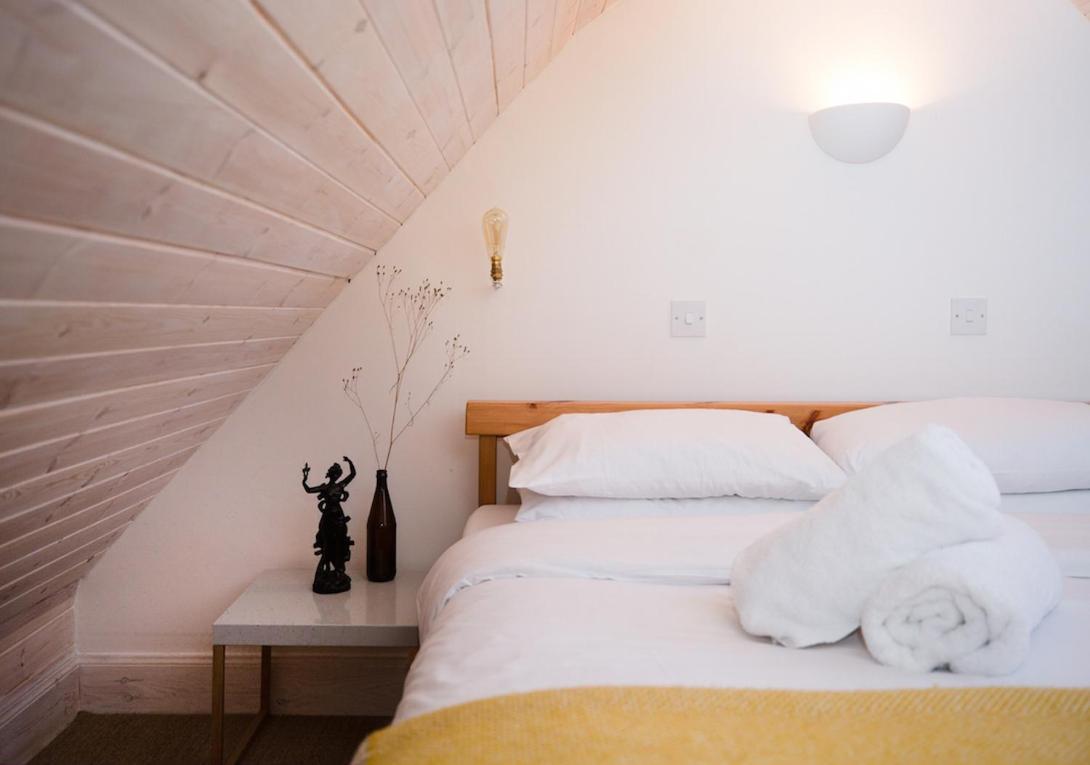 Апартаменты The Dell Of Abernethy - A Woodland Hideaway Нети-Бридж Экстерьер фото