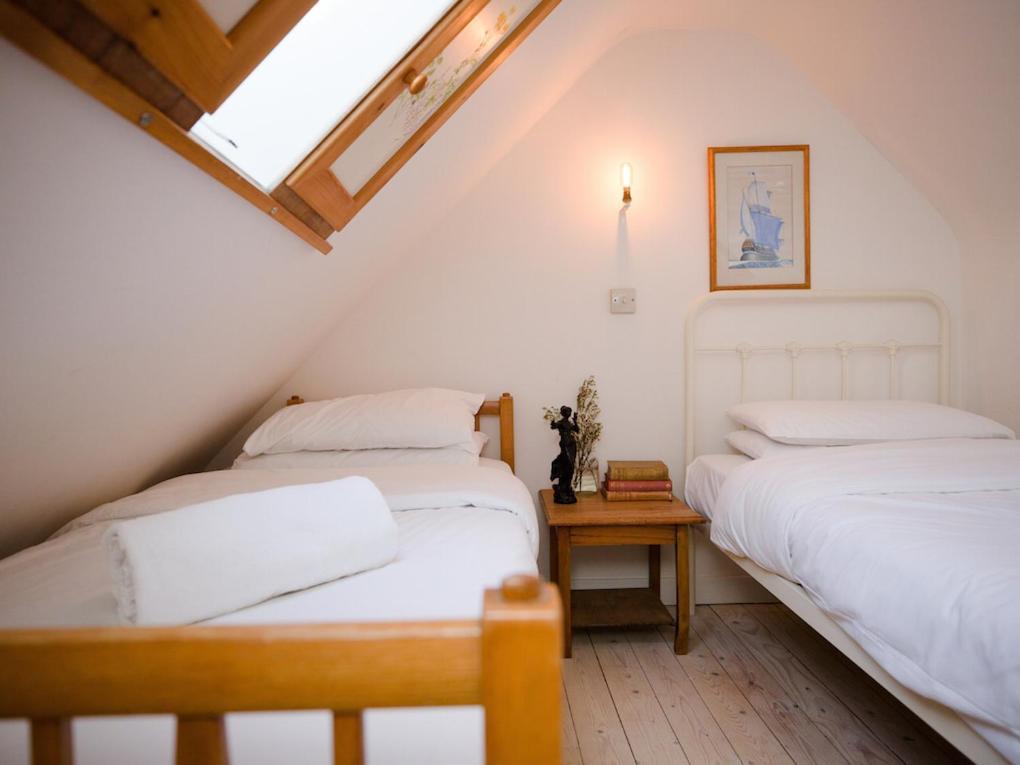 Апартаменты The Dell Of Abernethy - A Woodland Hideaway Нети-Бридж Экстерьер фото