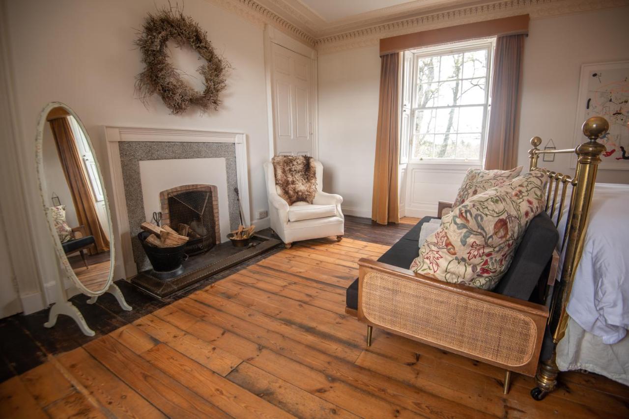 Апартаменты The Dell Of Abernethy - A Woodland Hideaway Нети-Бридж Экстерьер фото